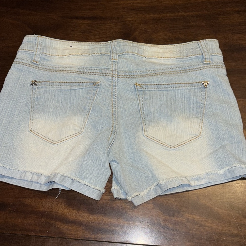 Vigoss Girls floral embroidery jeans shorts size 12 - Picture 3 of 3